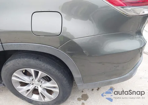 2014 Toyota Highlander Le Plus V6 z USA, uszkodzony, nr VIN 5TDZKRFH1ES019454